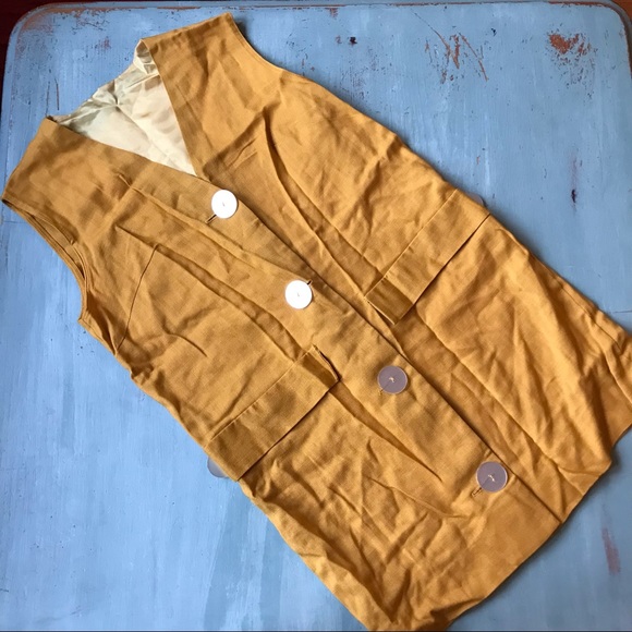 Vintage 1970s MOD mustard yellow vest with shell buttons - Picture 1 of 9